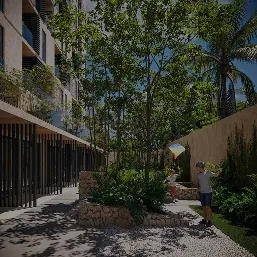 Jardín con niños jugando